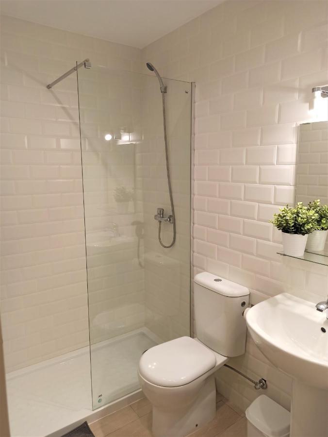 Apartaments Fonda Comerc Torroella de Montgrí Buitenkant foto